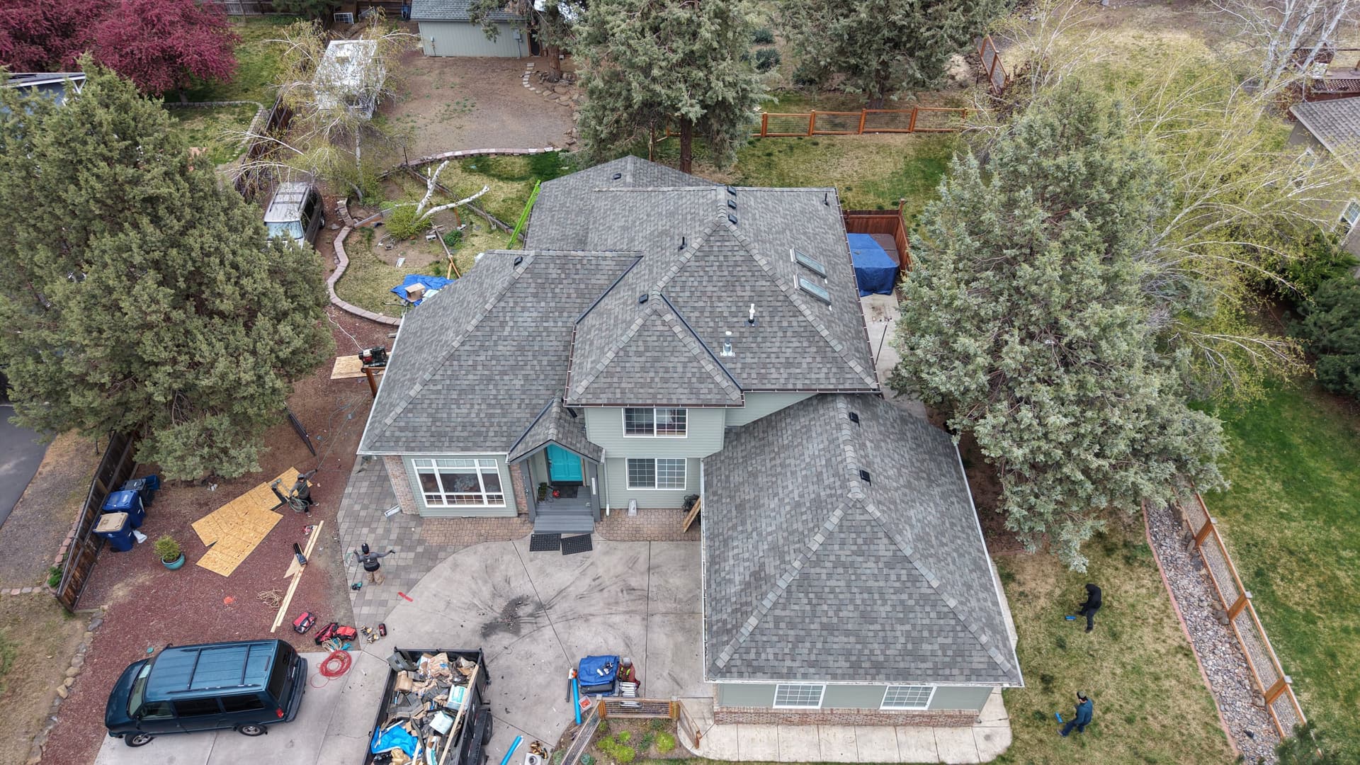 Gallery photos for Full Home Re-Roof Completed in a Single Day with CertainTeed Landmark ClimateFlex: Image #2