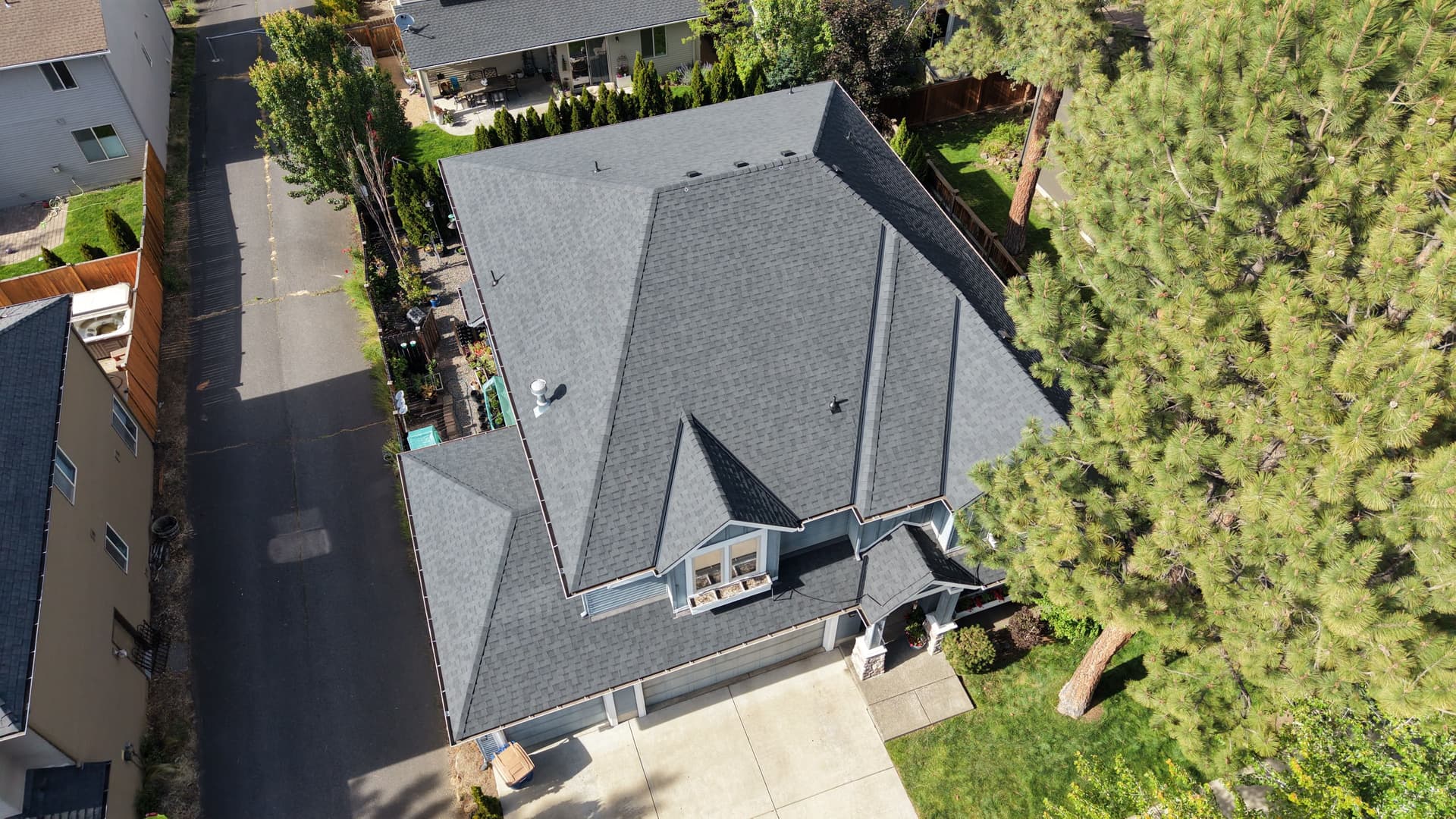 Gallery photos for Fresh Roof Replacements Done Right Across the Neighborhood: Image #8