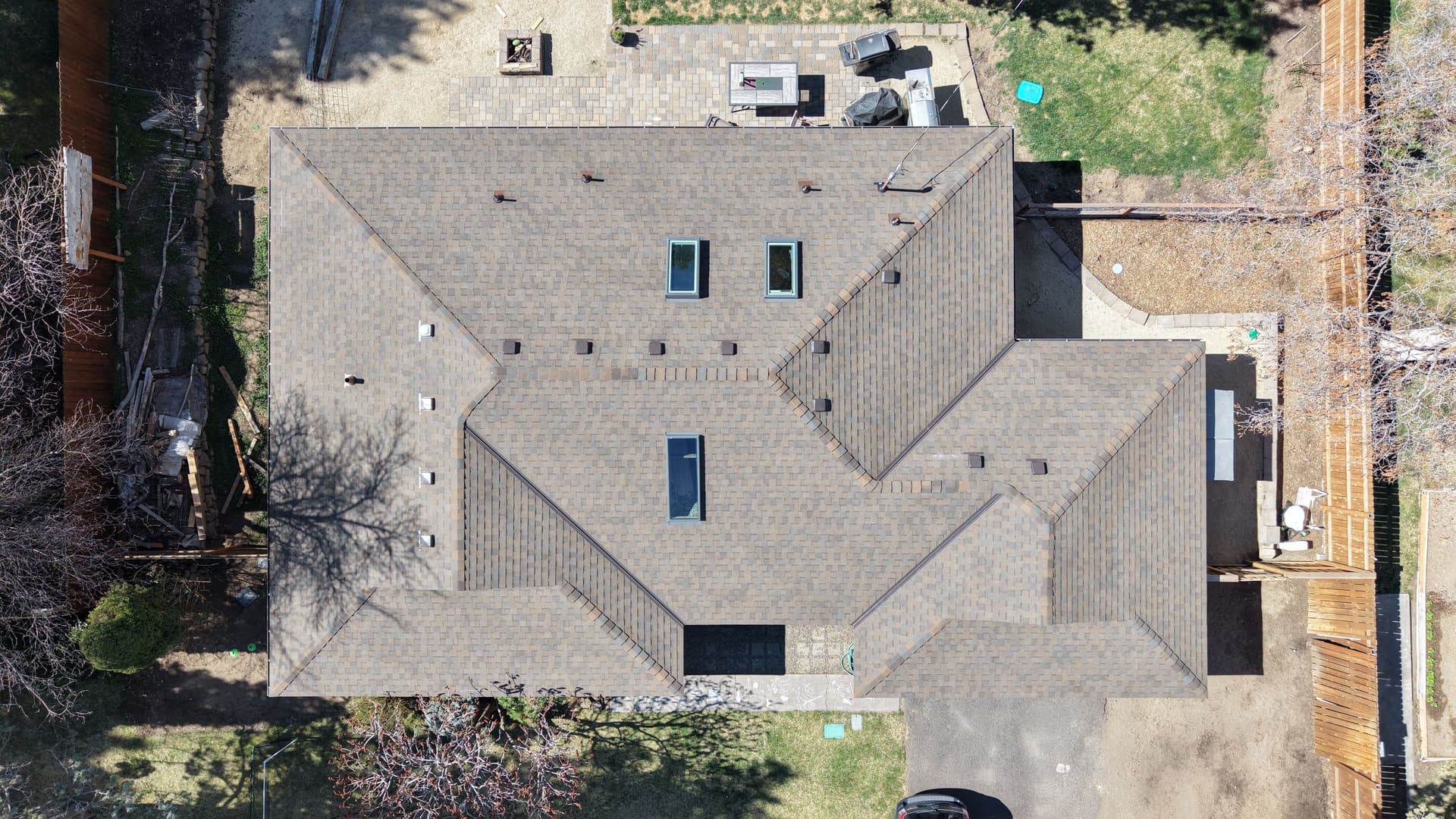 Gallery photos for Finishing Strong with Durable CertainTeed Landmark ClimateFlex Roofs: Image #5